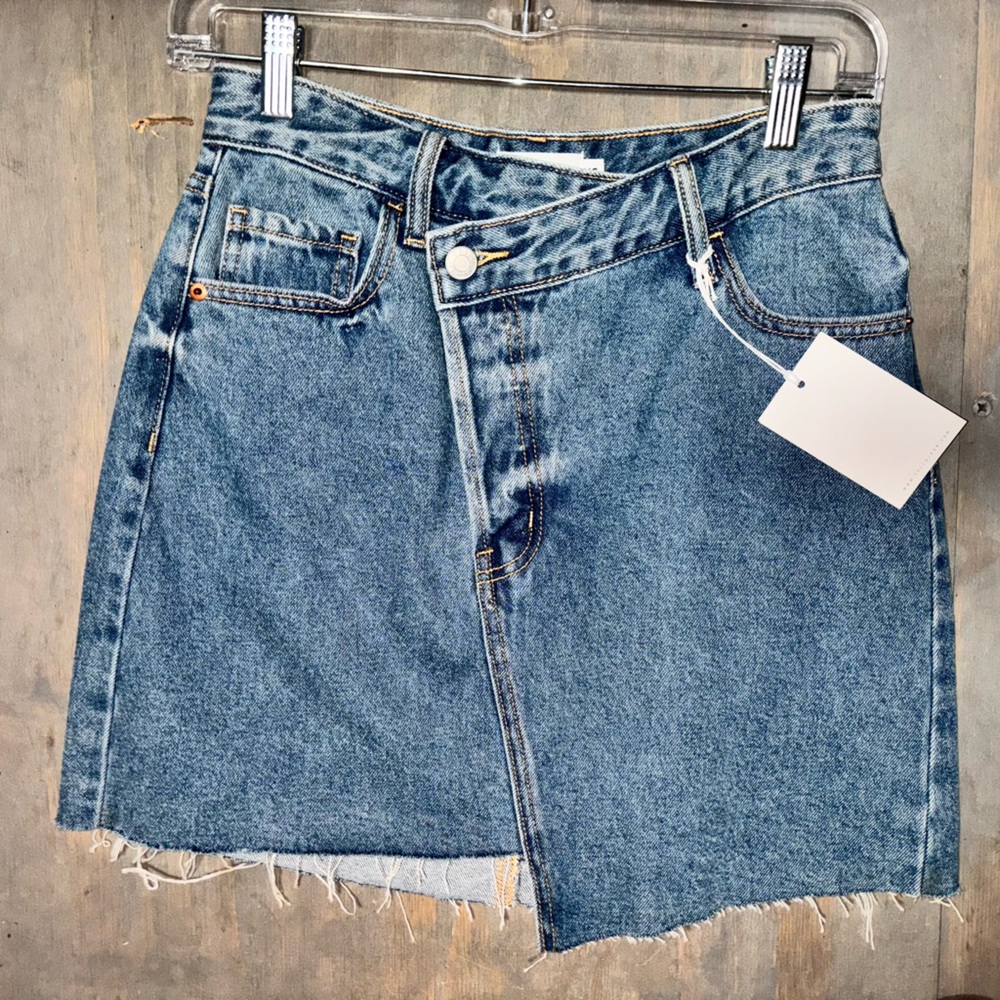 Cello asymmetrical High-Rise Denim Mini Skirt - Medium Blue size XS NWT❤️